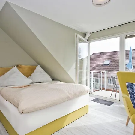 Nur 100 M Zum Strand, Mit Balkon Und Eigener Sauna - App Eldena 09 * Lobbe